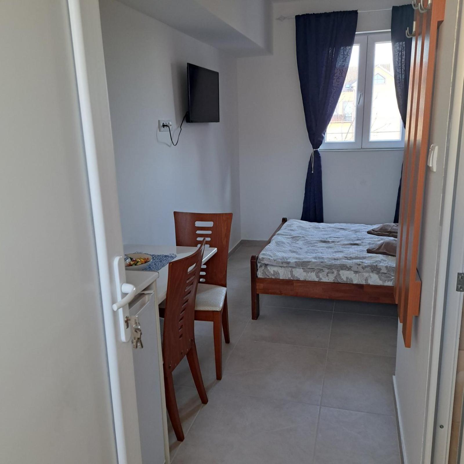 Libero Apartmani Surčin Quarto foto