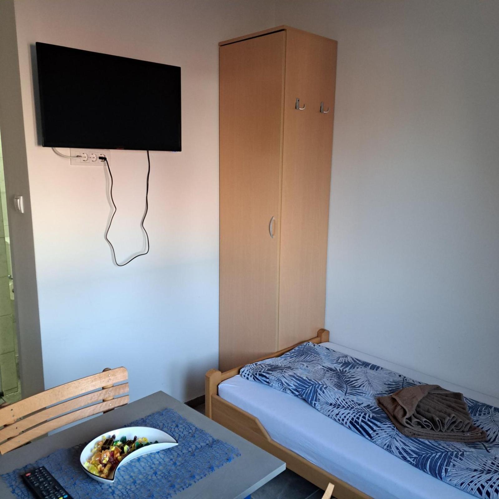Libero Apartmani Surčin Quarto foto